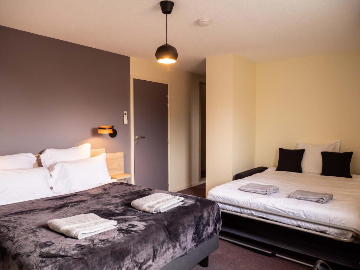 Logis Hotels Le Saint Pierre Moncoutant Exterior photo